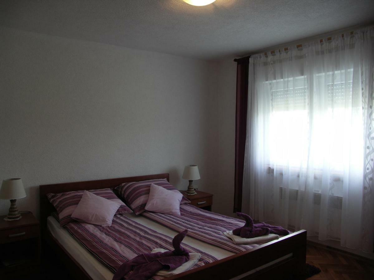 Apartments Zegarac House Korenica Dış mekan fotoğraf