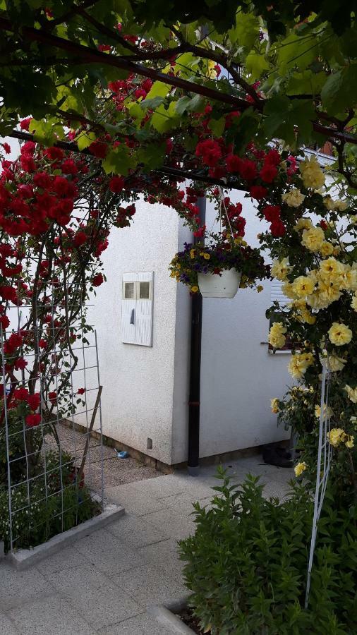 Apartments Zegarac House Korenica Dış mekan fotoğraf